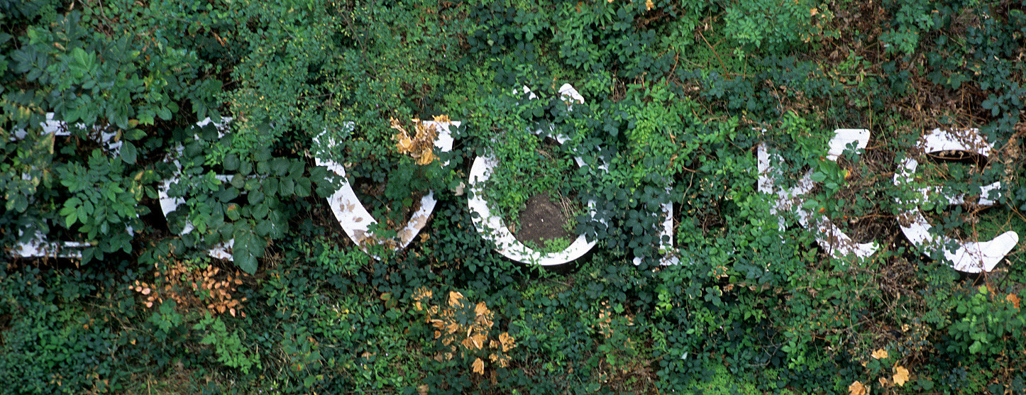 Blick von oben auf das Kunstwerk im nördlichen Lichthof